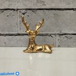 گوزن نشسته سربی